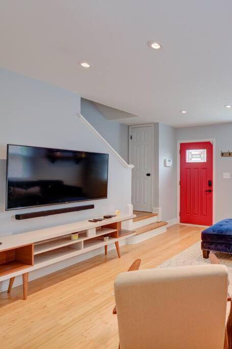 Red Door Rendezvous Villa Washington Bagian luar foto